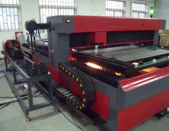 China Metallrohr und runde Laser-Schneidemaschine des Rohr-650 des Watt-YAG für Metallbau fournisseur