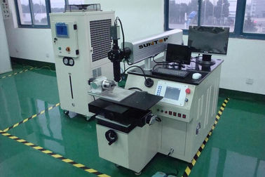 China 300 w-Edelstahl-Laser-Schweißgerät für Punkt-Schweißen, CNC Laser-Schweißer fournisseur