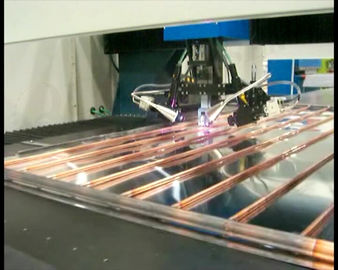 China Sonnenkollektor-Faser-Laser-Schweißgerät mit 2 Laser-Schweißens-Köpfen fournisseur